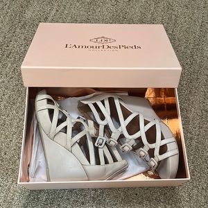 Perfect Condition L’AmourDesPieds Collection Wedges